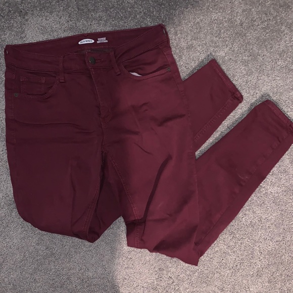 Old Navy Pants - Built in warm Maroon Rockstar Super Skinny Pants